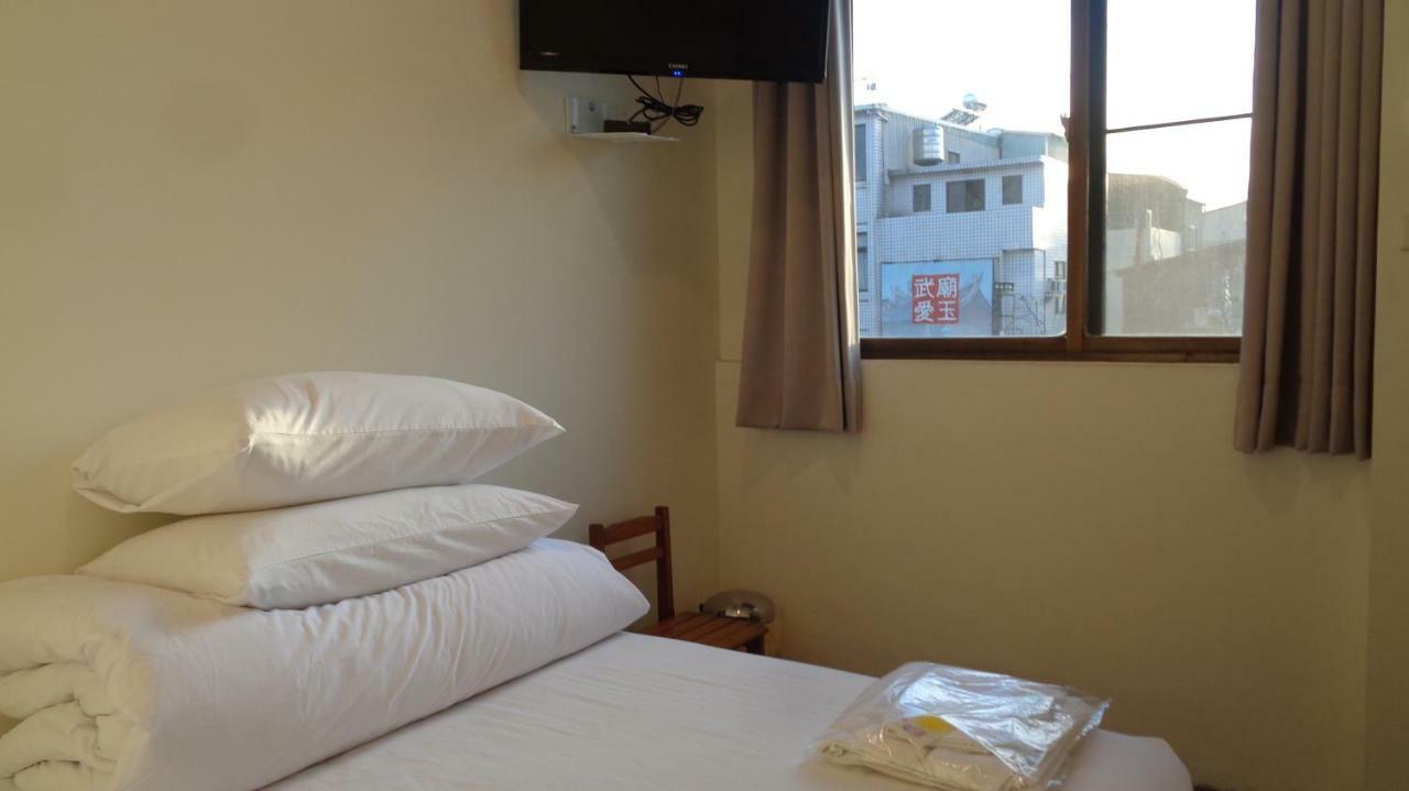 Temple Side Hostel Tainan Esterno foto
