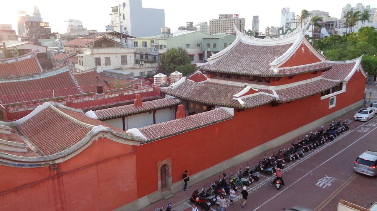 Temple Side Hostel Tainan Esterno foto