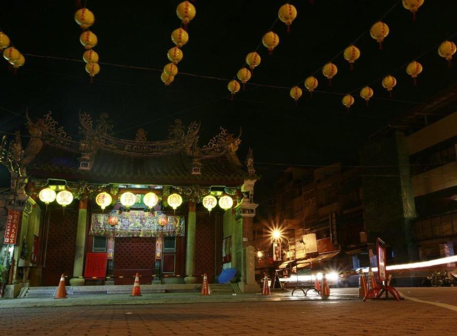 Temple Side Hostel Tainan Esterno foto